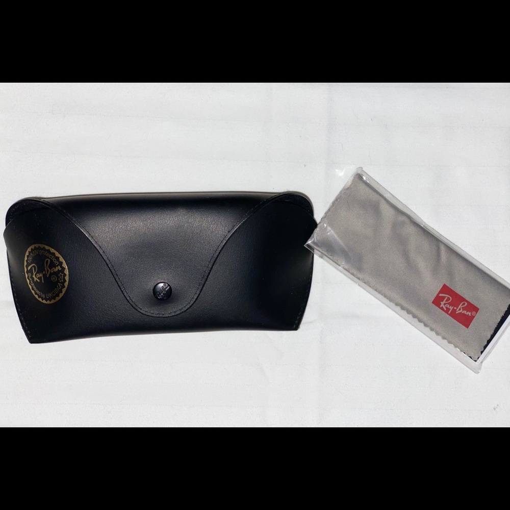 Ray-Ban leather case black